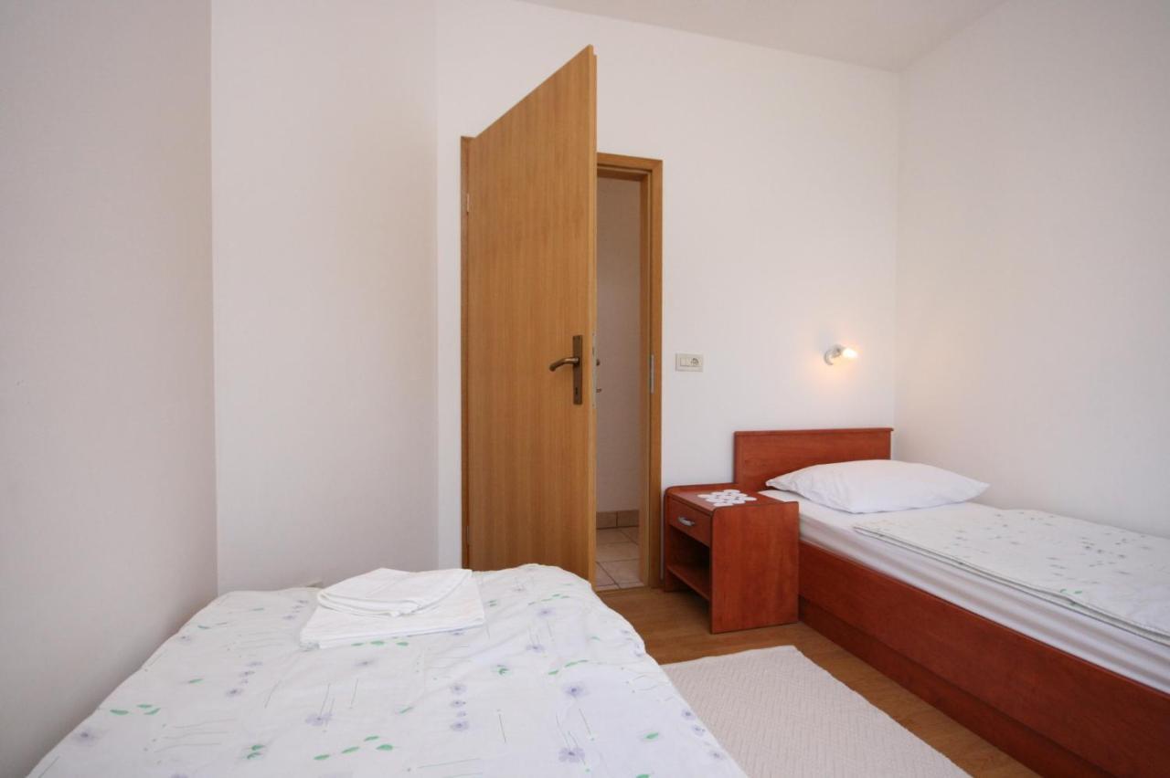 Apartments By The Sea Stara Novalja, Pag - 6301 Exterior photo