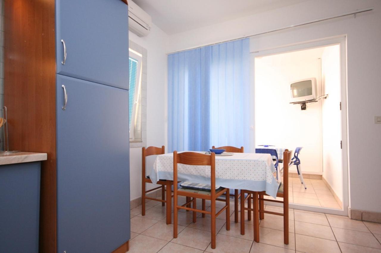 Apartments By The Sea Stara Novalja, Pag - 6301 Exterior photo